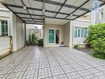 *****ทาวน์เฮ้าส์มือสองนนทบุรี โครงการ อารียา เดอะวิลเลจ บางกรวย-กรุงเทพ เนื้อที่กว้าง 30 ตร.ว. ฟังก์ชัน 3 ห้องนอน 2 ห้องน้ำ 2 ที่จอดรถ บ้านสภาพสวย น่าอยู่ บนทำเลแห่งการเดินทาง เชื่อมต่อถนนกาญจนาภิเษก ใกล้รถไฟฟ้าสายสีม่วง "สถานีคลองบางไผ่" และจุดขึ้นทางด่วน "ศรีรัช"