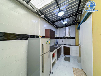 *****ทาวน์เฮ้าส์มือสอง โครงการ โกลเด้นทาวน์ รัตนาธิเบศร์-ไทรม้า หลังมุม เนื้อที่ 19 ตร.ว. ฟังก์ชัน 4 ห้องนอน 2 ห้องน้ำ 1 ที่จอดรถ ดีไซน์เป็นเอกลักษณ์ ภายในสภาพดี ของแถมเยอะ พร้อมเข้าอยู่ได้ทันที บรรยากาศเงียบสงบ บนทำเลเดินทางสะดวก ใกล้ทางด่วนศรีรัช