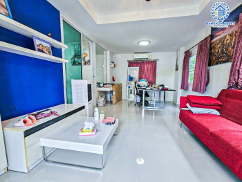 *****บ้านเดี่ยวมือสอง โครงการ คุณาภัทร6 กาญจนาภิเษก หลังมุม เนื้อที่ 52.40 ตร.ว. ฟังก์ชัน 3 ห้องนอน 3 ห้องน้ำ 2 ที่จอดรถ บ้านสวย ภายในตกแต่งโมเดิร์น พร้อมเข้าอยู่ บนทำเลเดินทางสะดวก เชื่อมต่อถนนบ้านกล้วย-ไทรน้อย ถนนกาญจนาภิเษก ใกล้รถไฟฟ้าสายสีม่วง "สถานีคลองบางไผ่" และจุดขึ้นทางด่วน "ศรีรัช"