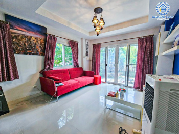 *****บ้านเดี่ยวมือสอง โครงการ คุณาภัทร6 กาญจนาภิเษก หลังมุม เนื้อที่ 52.40 ตร.ว. ฟังก์ชัน 3 ห้องนอน 3 ห้องน้ำ 2 ที่จอดรถ บ้านสวย ภายในตกแต่งโมเดิร์น พร้อมเข้าอยู่ บนทำเลเดินทางสะดวก เชื่อมต่อถนนบ้านกล้วย-ไทรน้อย ถนนกาญจนาภิเษก ใกล้รถไฟฟ้าสายสีม่วง "สถานีคลองบางไผ่" และจุดขึ้นทางด่วน "ศรีรัช"