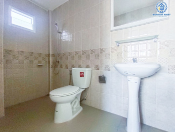 *****ทาวน์เฮ้าส์มือสอง โครงการ ประชาราษฏร์ สาย1 เนื้อที่กว้าง 24.70 ตร.ว. ฟังก์ชัน 4 ห้องนอน 3 ห้องน้ำ 2 ที่จอดรถ บ้านสภาพดี พร้อมอยู่ บนทำเลเดินทางสะดวก เชื่อมต่อถนนกรุงเทพ-นนทบุรี ถนนประชาราษร์สาย1 ถนนวงศ์สว่าง ใกล้รถไฟฟ้าสายสีม่วง "สถานีเตาปูน" และจุดขึ้นทางด่วน "ศรีรัช"