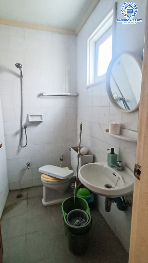 *****บ้านเดี่ยวมือสองนนทบุรี โครงการ ลัดดารมย์ รัตนาธิเบศร์ หลังมุม! เนื้อที่กว้างขวางถึง 98.4 ตร.ว. ฟังก์ชัน 4 ห้องนอน 4 ห้องน้ำ 2 ที่จอดรถ บ้านสภาพดี บนทำเลโซนเมือง เชื่อมต่อถนนรัตนาธิเบศร์, ถนนราชพฤกษ์ หน้าโครงการติดรถไฟฟ้าสายสีม่วง "สถานีไทรม้า" จองเลย!