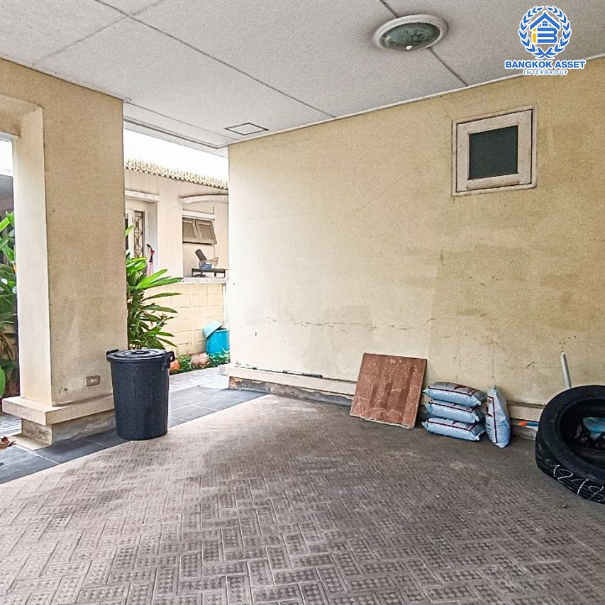 *****บ้านเดี่ยวมือสองนนทบุรี โครงการ ลัดดารมย์ รัตนาธิเบศร์ หลังมุม! เนื้อที่กว้างขวางถึง 98.4 ตร.ว. ฟังก์ชัน 4 ห้องนอน 4 ห้องน้ำ 2 ที่จอดรถ บ้านสภาพดี บนทำเลโซนเมือง เชื่อมต่อถนนรัตนาธิเบศร์, ถนนราชพฤกษ์ หน้าโครงการติดรถไฟฟ้าสายสีม่วง "สถานีไทรม้า" จองเลย!