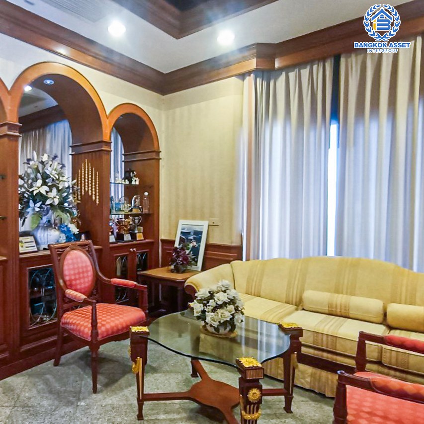 *****บ้านเดี่ยวมือสองนนทบุรี โครงการ ลัดดารมย์ รัตนาธิเบศร์ หลังมุม! เนื้อที่กว้างขวางถึง 98.4 ตร.ว. ฟังก์ชัน 4 ห้องนอน 4 ห้องน้ำ 2 ที่จอดรถ บ้านสภาพดี บนทำเลโซนเมือง เชื่อมต่อถนนรัตนาธิเบศร์, ถนนราชพฤกษ์ หน้าโครงการติดรถไฟฟ้าสายสีม่วง "สถานีไทรม้า" จองเลย!