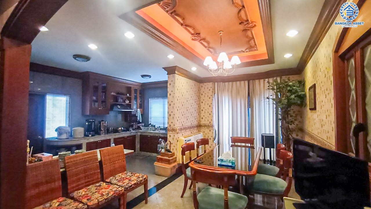 *****บ้านเดี่ยวมือสองนนทบุรี โครงการ ลัดดารมย์ รัตนาธิเบศร์ หลังมุม! เนื้อที่กว้างขวางถึง 98.4 ตร.ว. ฟังก์ชัน 4 ห้องนอน 4 ห้องน้ำ 2 ที่จอดรถ บ้านสภาพดี บนทำเลโซนเมือง เชื่อมต่อถนนรัตนาธิเบศร์, ถนนราชพฤกษ์ หน้าโครงการติดรถไฟฟ้าสายสีม่วง "สถานีไทรม้า" จองเลย!