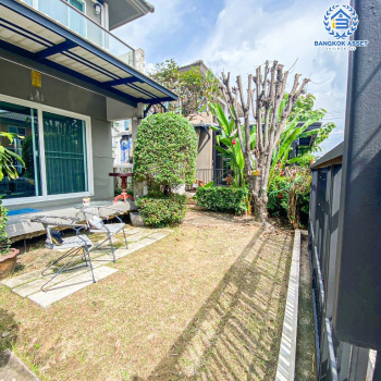 *****บ้านเดี่ยวมือสอง โครงการ ชัยพฤกษ์ ปิ่นเกล้า-กาญจนาฯ เนื้อที่ 50 ตร.ว. ฟังก์ชัน 3 ห้องนอน 3 ห้องน้ำ 2 ที่จอดรถ ภายในบ้านสภาพดีเยี่ยม โครงการบนทำเลเดินทางเข้า-ออกในเมืองสะดวก เชื่อมต่อถนนกาญจนาภิเษก ถนนรัตนาธิเบศร์ ถนนนครอินทร์ ใกล้รถไฟฟ้าสายสีม่วง "สถานีตลาดบางใหญ่" และจุดขึ้นทางด่วน "ศรีรัช"