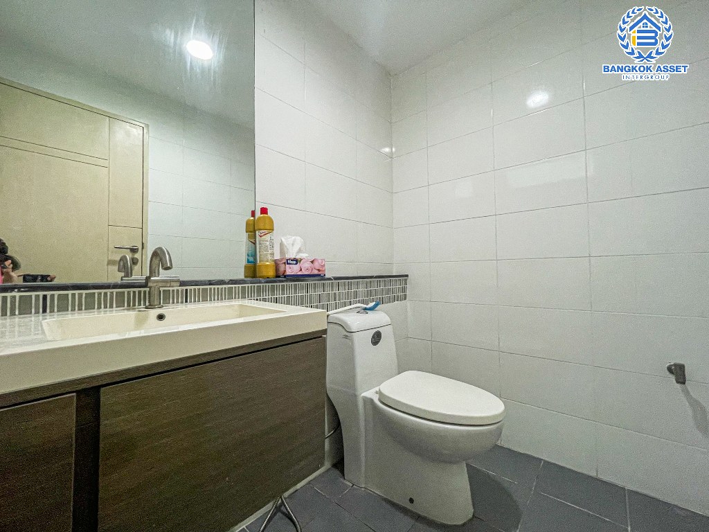 *****บ้านเดี่ยวมือสอง โครงการ ฮาบิเทีย ไลน์ พุทธมณฑลสาย2 หลังมุม เนื้อที่กว้าง 113.60 ตร.ว. ฟังก์ชัน 4 ห้องนอน 3 ห้องน้ำ 3 ที่จอดรถ บ้านสภาพดีเยี่ยม บนพื้นที่กว้างขวาง โครงการตั้งบนทำเลเดินทางสะดวก เชื่อมต่อถนนสิรินธร ถนนกาญจนาภิเษก ถนนเพชรเกษม