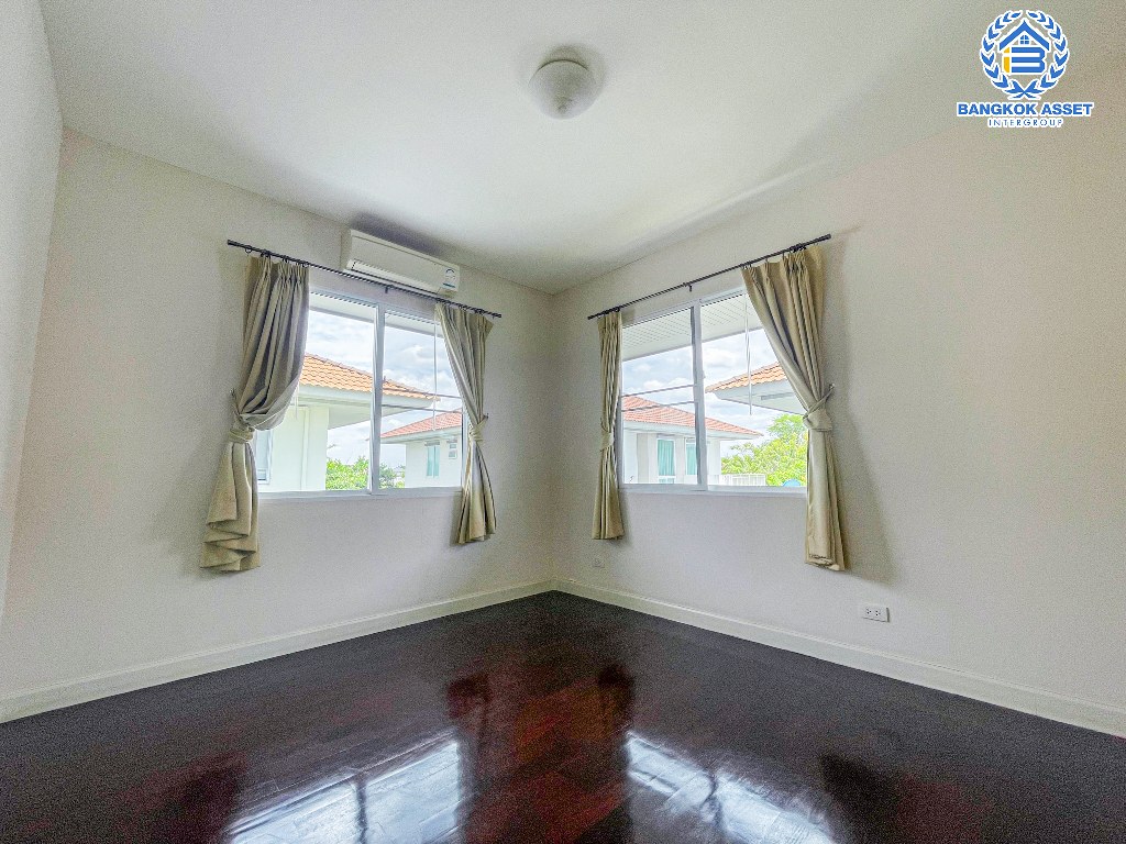 *****บ้านเดี่ยวมือสอง โครงการ ฮาบิเทีย ไลน์ พุทธมณฑลสาย2 หลังมุม เนื้อที่กว้าง 113.60 ตร.ว. ฟังก์ชัน 4 ห้องนอน 3 ห้องน้ำ 3 ที่จอดรถ บ้านสภาพดีเยี่ยม บนพื้นที่กว้างขวาง โครงการตั้งบนทำเลเดินทางสะดวก เชื่อมต่อถนนสิรินธร ถนนกาญจนาภิเษก ถนนเพชรเกษม