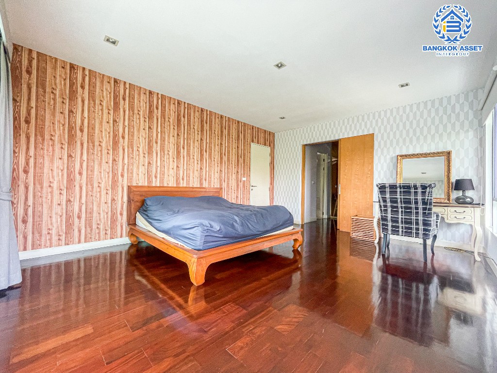 *****บ้านเดี่ยวมือสอง โครงการ ฮาบิเทีย ไลน์ พุทธมณฑลสาย2 หลังมุม เนื้อที่กว้าง 113.60 ตร.ว. ฟังก์ชัน 4 ห้องนอน 3 ห้องน้ำ 3 ที่จอดรถ บ้านสภาพดีเยี่ยม บนพื้นที่กว้างขวาง โครงการตั้งบนทำเลเดินทางสะดวก เชื่อมต่อถนนสิรินธร ถนนกาญจนาภิเษก ถนนเพชรเกษม