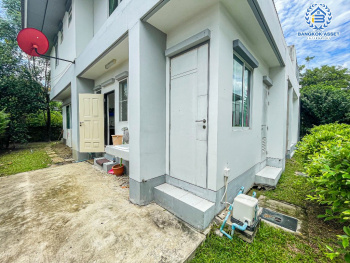 *****บ้านเดี่ยวมือสอง โครงการ ฮาบิเทีย ไลน์ พุทธมณฑลสาย2 หลังมุม เนื้อที่กว้าง 113.60 ตร.ว. ฟังก์ชัน 4 ห้องนอน 3 ห้องน้ำ 3 ที่จอดรถ บ้านสภาพดีเยี่ยม บนพื้นที่กว้างขวาง โครงการตั้งบนทำเลเดินทางสะดวก เชื่อมต่อถนนสิรินธร ถนนกาญจนาภิเษก ถนนเพชรเกษม