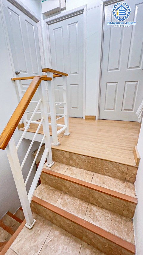 *****ทาวน์เฮ้าส์มือสองนนทบุรี โครงการ พฤกษาวิลล์54 นครอินทร์ หลังมุม เนื้อที่กว้าง 23.4 ตร.ว. ฟังก์ชัน 3 ห้องนอน 2 ห้องน้ำ 1 ที่จอดรถ บ้านเนื้อที่เยอะ แถมฟรี! 3 เครื่องปรับอากาศ 1 เครื่องทำน้ำอุ่น บนทำเลแห่งการเดินทาง เชื่อมต่อถนนนครอินทร์, ถนนบรมราชชนนี, ถนนวงศ์สว่าง จองเลย!