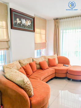 *****บ้านเดี่ยวมือสองนครปฐม โครงการ นันทวัน อุทยาน-อักษะ คุณภาพระดับ L&H เนื้อที่กว้างขวางถึง 68.6 ตร.ว. ฟังก์ชัน 4 ห้องนอน 3 ห้องน้ำ 2 ที่จอดรถ บ้านตกแต่งพร้อมอยู่ บนทำเลดี เชื่อมต่อถนนอุทยาน, ถนนบรมราชชนนี, ถนนพุทธมณฑลสาย 4 และสาย 3 ในราคาดี!