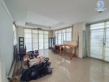 *****บ้านเดี่ยวมือสอง โครงการ ดี ฮาบิแทท ราชพฤกษ์ เนื้อที่ 76.90 ตร.ว. ฟังก์ชัน 3 ห้องนอน 3 ห้องน้ำ 2 ที่จอดรถ บรรยากาศ เงียบสงบเป็นส่วนตัว บนทำเลเดินทางสะดวก ติดถนนราชพฤกษ์ เชื่อมต่อถนนรัตนาธิเบศร์ ถนนชัยพฤกษ์ ถนนติวานนท์ ใกล้รถไฟฟ้าสายสีม่วง "สถานีบางรักใหญ่" และจุดขึ้นทางด่วน "งามวงศ์วาน"