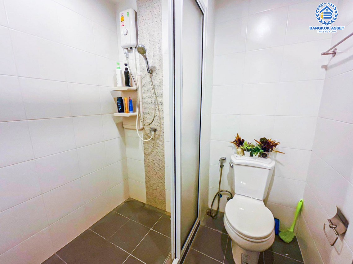 *****คอนโดมิเนียมมือสองนนทบุรี โครงการ แอสปาย รัตนาธิเบศร์2 เนื้อที่กว้าง 30.72 ตร.ม. ฟังก์ชัน 1 ห้องนอน 1 ห้องน้ำ 1 ที่จอดรถ ห้องสภาพดี สิ่งอำนวยความสะดวกพร้อม บนทำเลติดถนนรัตนาธิเบศร์ เพียง 290 เมตรก็ถึงรถไฟฟ้าสายสีม่วง "สถานีบางกระสอ" ใกล้ทางด่วน "งามวงศ์วาน"