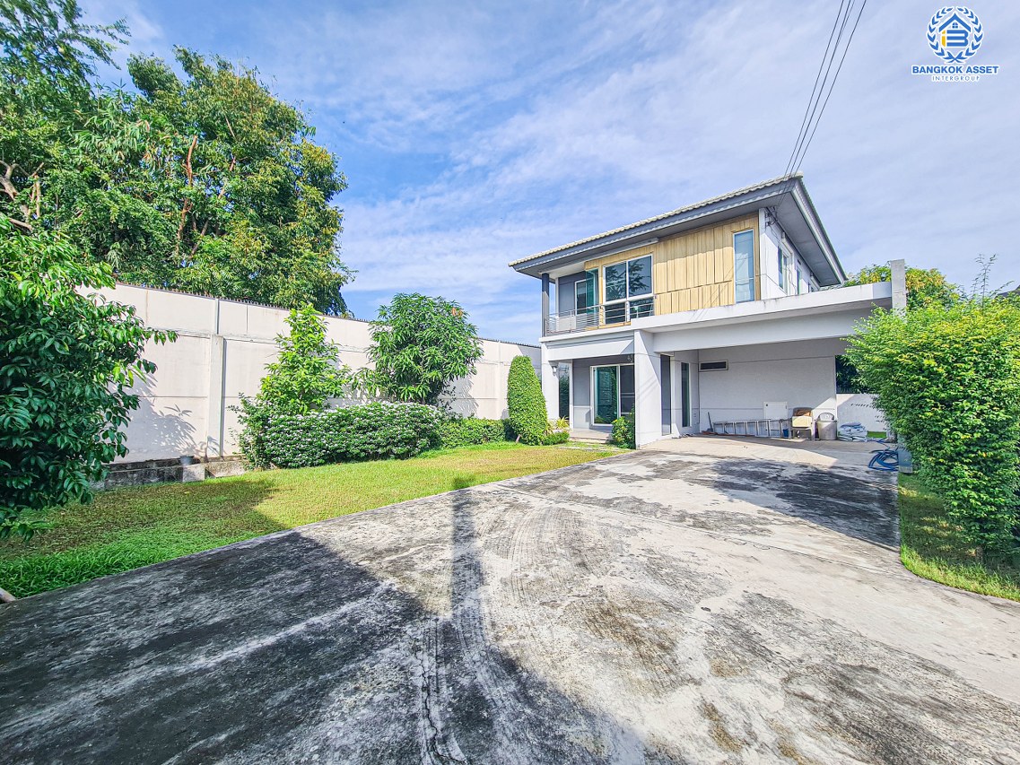 *****บ้านเดี่ยวมือสองนนทบุรี โครงการ พฤกษ์ลดา บางใหญ่2 หลังมุม! เนื้อที่กว้างขวางถึง 74.7 ตร.ว. ฟังก์ชัน 3 ห้องนอน 2 ห้องน้ำ 4 ที่จอดรถ บ้านสภาพใหม่ไม่ค่อยได้พักอาศัย บนทำเลแห่งการเดินทาง เชื่อมต่อถนนกาญจนาภิเษก, ซอยคลองถนน, ซอยแก้วอินทร์ ใกล้รถไฟฟ้าสายสีม่วง "สถานีคลองบางไผ่" และทางด่วน "กาญจนาภิเษก"...