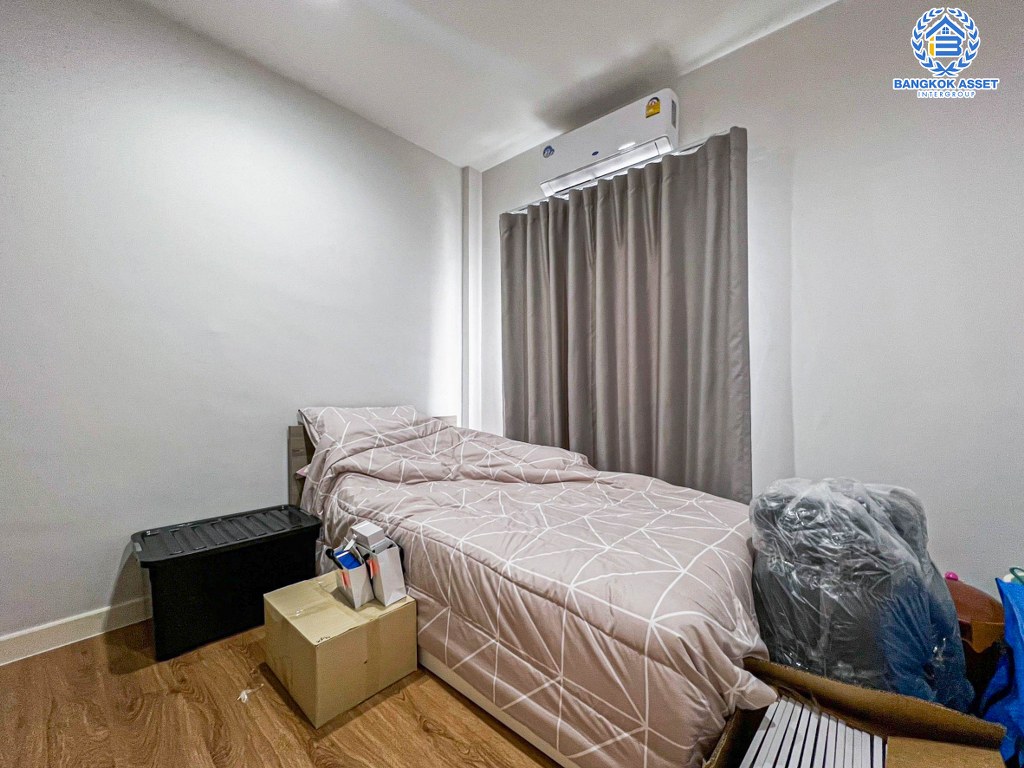 *****บ้านแฝด 3 ชั้นมือสอง โครงการ บ้านกลางเมือง The Edition สุขสวัสดิ์-พระราม3 เนื้อที่กว้าง 43.30 ตร.ว. ฟังก์ชัน 4 ห้องนอน 4 ห้องน้ำ 3 ที่จอดรถ บ้านหลังใหญ่ ตกแต่งครบพร้อมเข้าอยู่ บนทำเลดี เชื่อมต่อถนนสุขสวัสดิ์ ถนนประชาอุทิศ ถนนพระราม2  ใกล้จุดขึ้นทางด่วน "เฉลิมมหานคร"