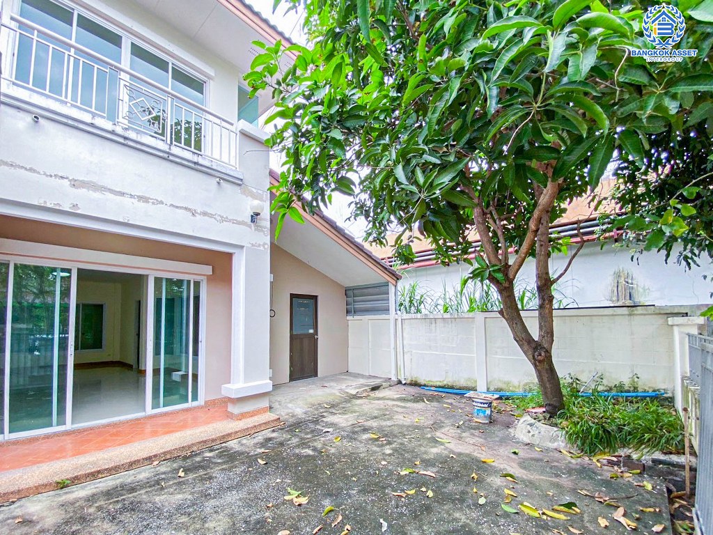 *****บ้านเดี่ยวมือสอง โครงการ สินธานีแกรนด์วิลล์ รังสิต-นครนายก หลังมุม เนื้อที่ 54 ตร.ว. ฟังก์ชัน 4 ห้องนอน 2 ห้องน้ำ 2 ที่จอดรถ บ้านสภาพดีเยี่ยม พื้นที่ใช้สอยกว้าง โครงการตั้งบนทำเลเดินทางสะดวก เชื่อมต่อถนนรังสิต-นครนายก ถนนพหลโยธิน-ลำลูกกา ถนนวงแหวนรอบนอก