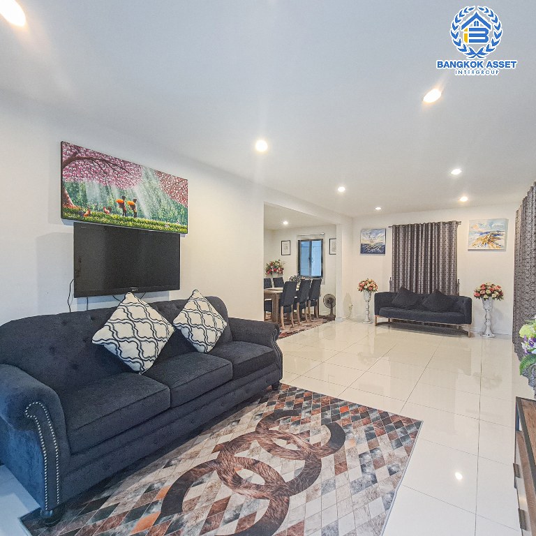 *****บ้านเดี่ยวมือสอง โครงการ ดีไลท์ รัตนาธิเบศร์-ท่าอิฐ หลังมุม เนื้อที่กว้าง 56.90  ตร.ว. ฟังก์ชัน 3 ห้องนอน 3 ห้องน้ำ 2 ที่จอดรถ บ้านเหมือนใหม่ เจ้าของเดิมดูแลอย่างดี โครงการบนทำเลเดินทางสะดวก เชื่อมต่อถนนรัตนาธิเบศร์  ใกล้รถไฟฟ้าสายสีม่วง "สถานีบางรักน้อยท่าอิฐ" และจุดขึ้นทางด่วน "ศรีรัช"