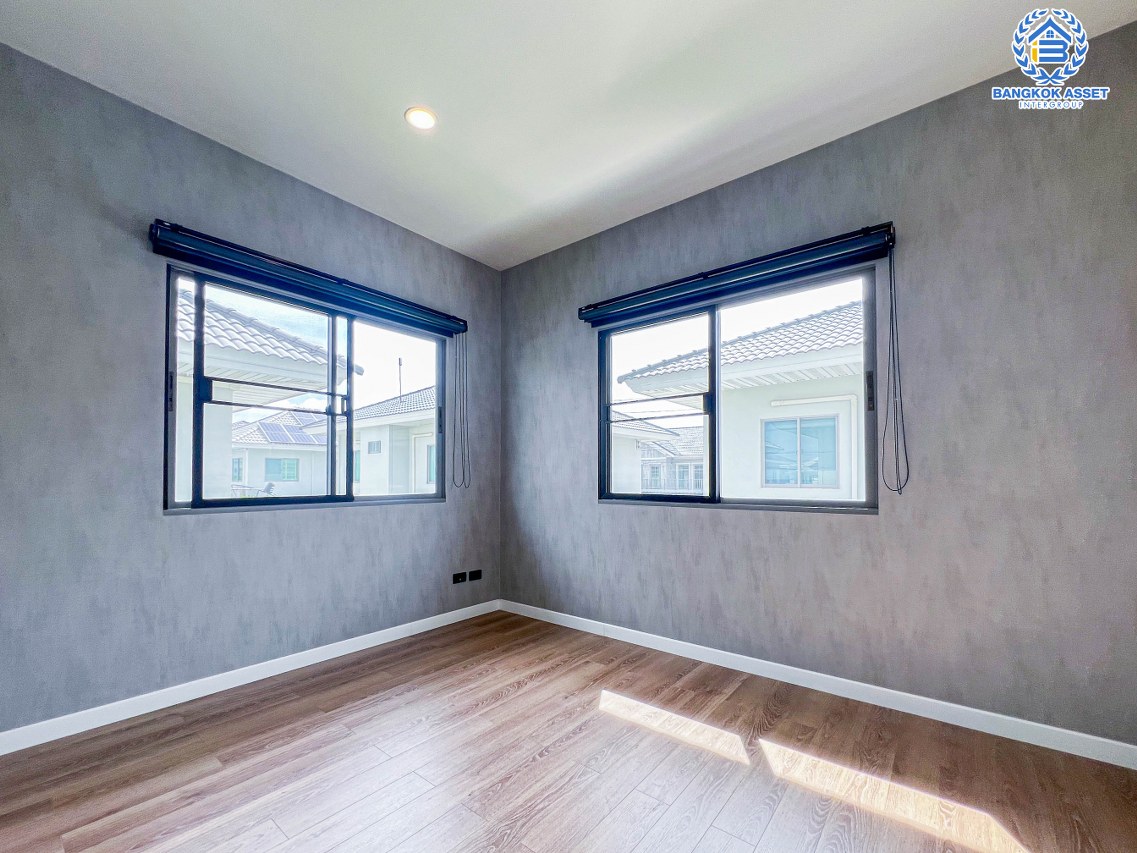 *****บ้านเดี่ยวมือสองนนทบุรี โครงการ เพอร์เฟคเพลส แจ้งวัฒนะ2 เนื้อที่กว้าง 50.8 ตร.ว. ฟังก์ชัน 3 ห้องนอน 2 ห้องน้ำ 2 ที่จอดรถ บ้านสภาพใหม่ แทบไม่เคยเข้าอยู่ บนทำเลแห่งการเดินทาง เชื่อมต่อถนนแจ้งวัฒนะ, ถนนชัยพฤกษ์, ถนนติวานนท์ และทางด่วน "ศรีสมาน" จองเลย!