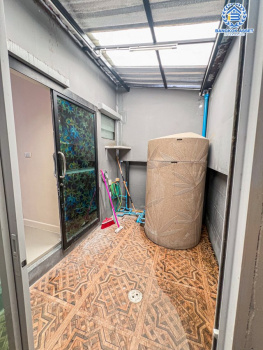 *****ทาวน์เฮ้าส์มือสองนนทบุรี โครงการ พลีโน่ ชัยพฤกษ์-แจ้งวัฒนะ หลังมุม! เนื้อที่เกือบ 18 ตร.ว. ฟังก์ชัน 3 ห้องนอน 2 ห้องน้ำ 2 ที่จอดรถ บ้านสภาพใหม่ ต่อเติมหลังคาโรงจอดรถ และครัวให้เรียบร้อยแล้ว บนทำเลดี เชื่อมต่อถนน 345, ถนนราชพฤกษ์ ใกล้จุดขึ้นทางด่วน "ศรีสมาน"