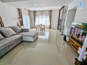 *****บ้านแฝดมือสอง โครงการ เดอะคอนเนค44 กาญจนาภิเษก-กันตนา เนื้อที่ 40.30 ตร.ว. ฟังก์ชัน 3 ห้องนอน 2 ห้องน้ำ 2 ที่จอดรถ บ้านสภาพดีเยี่ยม พร้อมเข้าอยู่ บนทำเลดี เชื่อมต่อถนนบางใหญ่-บางคูลัด ถนนกาญจนาภิเษก ถนนพิชัยเขต ใกล้เซ็นทรัลเวสต์เกต และจุดขึ้นทางด่วน "ศรีรัช"...