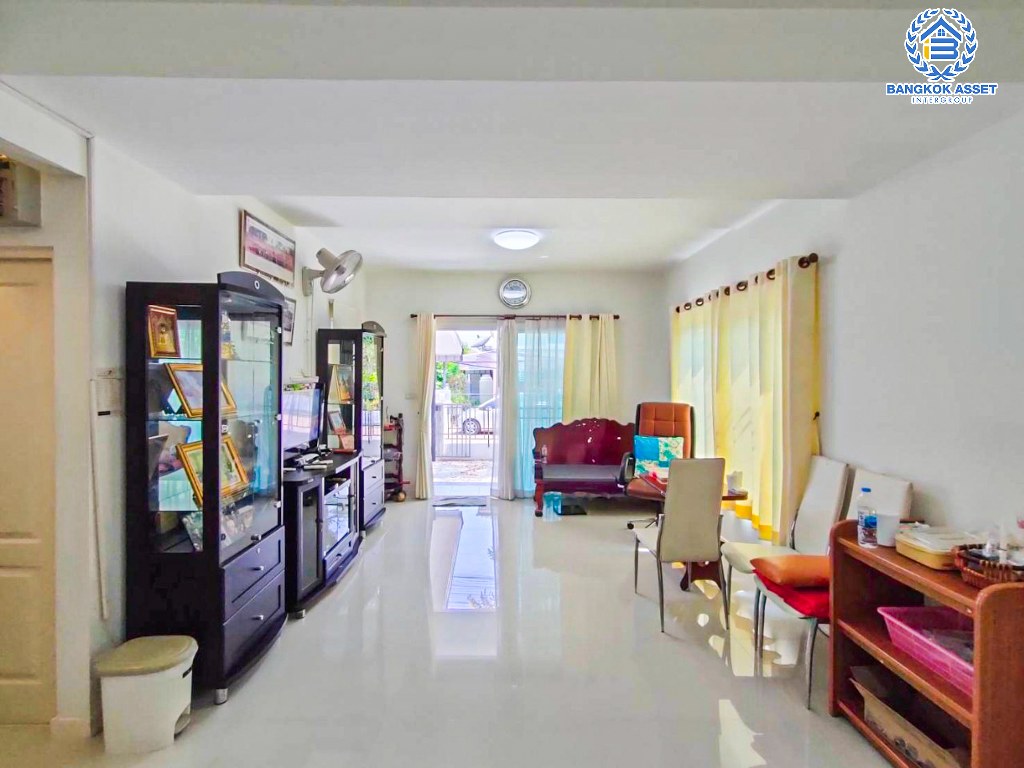 *****บ้านเดี่ยวมือสอง โครงการ อินนิซิโอ ปิ่นเกล้า-วงแหวน หลังมุม เนื้อที่กว้าง 62 ตร.ว. ฟังก์ชัน 4 ห้องนอน 2 ห้องน้ำ 2 ที่จอดรถ บ้านสภาพดีเยี่ยม พื้นที่ใช้สอยกว้าง บนทำเลเดินทางสะดวก เชื่อมต่อถนนนครอินทร์ ถนนบรมราชชนนี ใกล้รถไฟฟ้าสายสีม่วง "สถานีตลาดบางใหญ่" และจุดขึ้นทางด่วน "ศรีรัช"