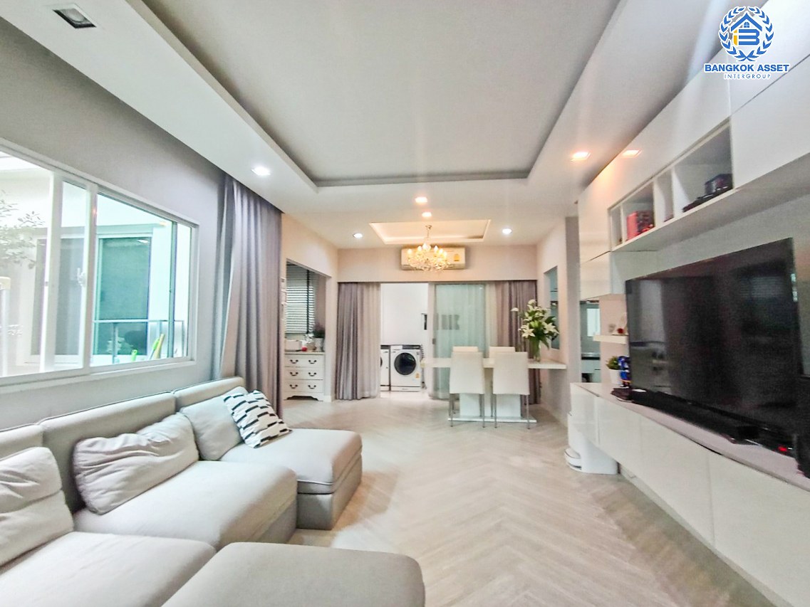 *****บ้านแฝดมือสองนนทบุรี โครงการ แกรนด์พลีโน่ รัตนาธิเบศร์ เนื้อที่กว้าง 36 ตร.ว. ฟังก์ชัน 4 ห้องนอน 2 ห้องน้ำ 2 ที่จอดรถ บ้านต่อเติมครบ ติดถนนเมน บนทำเลเดินทางสะดวก เชื่อมต่อถนนกาญจนาภิเษก, ถนนรัตนาธิเบศร์, ถนนราชพฤกษ์ ใกล้รถไฟฟ้าสายสีม่วง "สถานีบางพลู" ในราคาสุดคุ้ม!