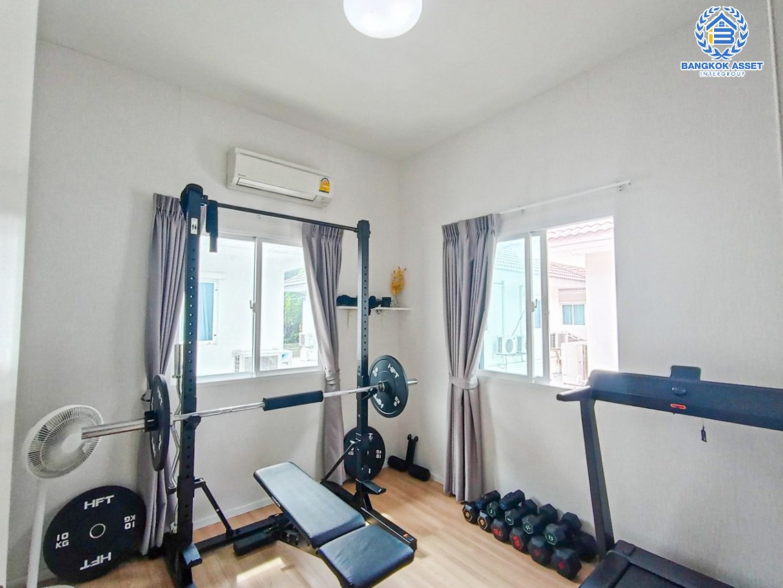 *****บ้านแฝดมือสองนนทบุรี โครงการ แกรนด์พลีโน่ รัตนาธิเบศร์ เนื้อที่กว้าง 36 ตร.ว. ฟังก์ชัน 4 ห้องนอน 2 ห้องน้ำ 2 ที่จอดรถ บ้านต่อเติมครบ ติดถนนเมน บนทำเลเดินทางสะดวก เชื่อมต่อถนนกาญจนาภิเษก, ถนนรัตนาธิเบศร์, ถนนราชพฤกษ์ ใกล้รถไฟฟ้าสายสีม่วง "สถานีบางพลู" ในราคาสุดคุ้ม!