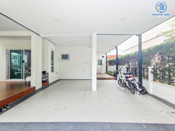 *****บ้านแฝดมือสองนนทบุรี โครงการ แกรนด์พลีโน่ รัตนาธิเบศร์ เนื้อที่กว้าง 36 ตร.ว. ฟังก์ชัน 4 ห้องนอน 2 ห้องน้ำ 2 ที่จอดรถ บ้านต่อเติมครบ ติดถนนเมน บนทำเลเดินทางสะดวก เชื่อมต่อถนนกาญจนาภิเษก, ถนนรัตนาธิเบศร์, ถนนราชพฤกษ์ ใกล้รถไฟฟ้าสายสีม่วง "สถานีบางพลู" ในราคาสุดคุ้ม!