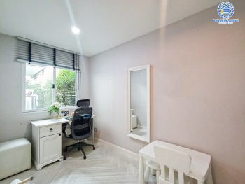 *****บ้านแฝดมือสองนนทบุรี โครงการ แกรนด์พลีโน่ รัตนาธิเบศร์ เนื้อที่กว้าง 36 ตร.ว. ฟังก์ชัน 4 ห้องนอน 2 ห้องน้ำ 2 ที่จอดรถ บ้านต่อเติมครบ ติดถนนเมน บนทำเลเดินทางสะดวก เชื่อมต่อถนนกาญจนาภิเษก, ถนนรัตนาธิเบศร์, ถนนราชพฤกษ์ ใกล้รถไฟฟ้าสายสีม่วง "สถานีบางพลู" ในราคาสุดคุ้ม!