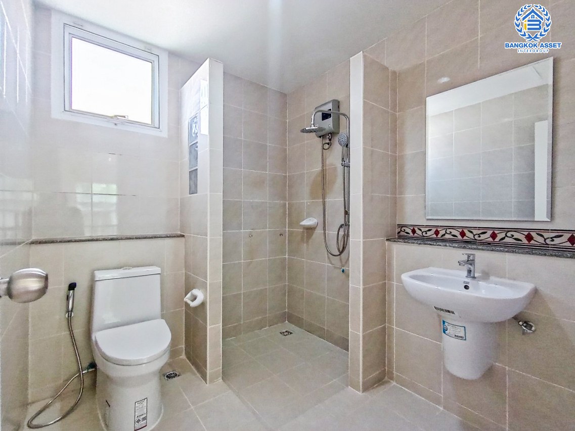 *****บ้านเดี่ยวมือสองนครปฐม โครงการ อิมเมจ เพลส พุทธมณฑลสาย4 เนื้อที่กว้างมากถึง 57.1 ตร.ว. ฟังก์ชัน 3 ห้องนอน 2 ห้องน้ำ 2 ที่จอดรถ บ้านสวยแต่งใหม่พร้อมเข้าอยู่ บนทำเลติดถนนพุทธมณฑล สาย4 เชื่อมต่อถนนพุทธมณฑล สาย3, ถนนเพชรเกษม ใกล้จุดขึ้นทางด่วน "ประจิมรัถยา"