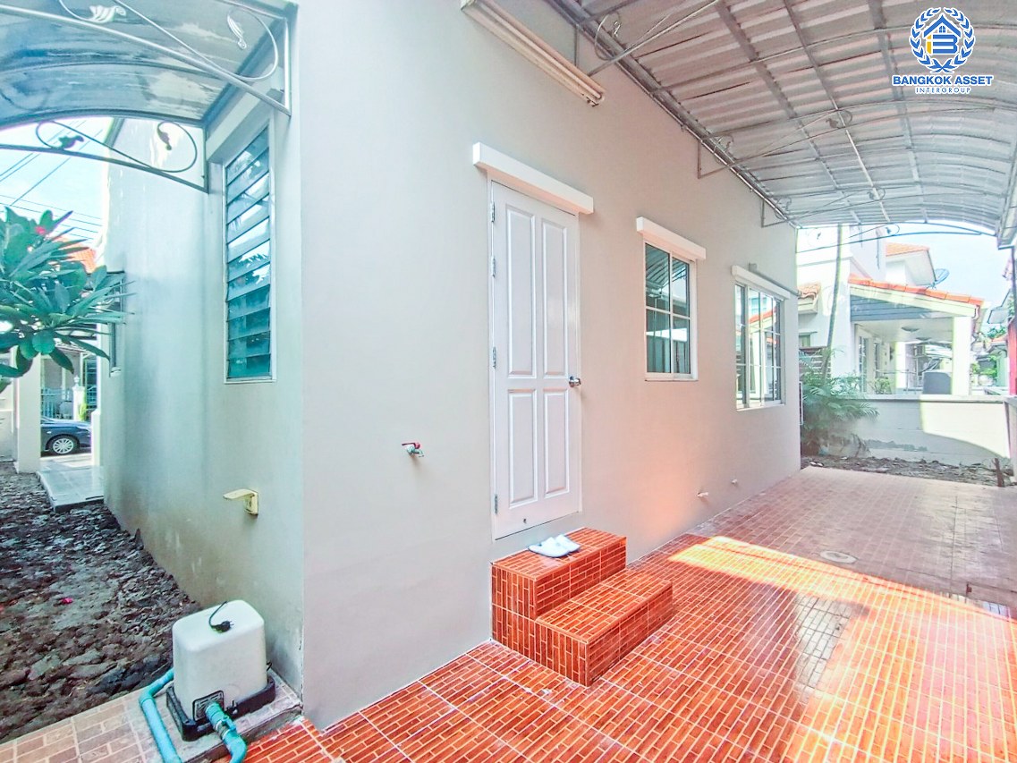 *****บ้านเดี่ยวมือสองนครปฐม โครงการ อิมเมจ เพลส พุทธมณฑลสาย4 เนื้อที่กว้างมากถึง 57.1 ตร.ว. ฟังก์ชัน 3 ห้องนอน 2 ห้องน้ำ 2 ที่จอดรถ บ้านสวยแต่งใหม่พร้อมเข้าอยู่ บนทำเลติดถนนพุทธมณฑล สาย4 เชื่อมต่อถนนพุทธมณฑล สาย3, ถนนเพชรเกษม ใกล้จุดขึ้นทางด่วน "ประจิมรัถยา"