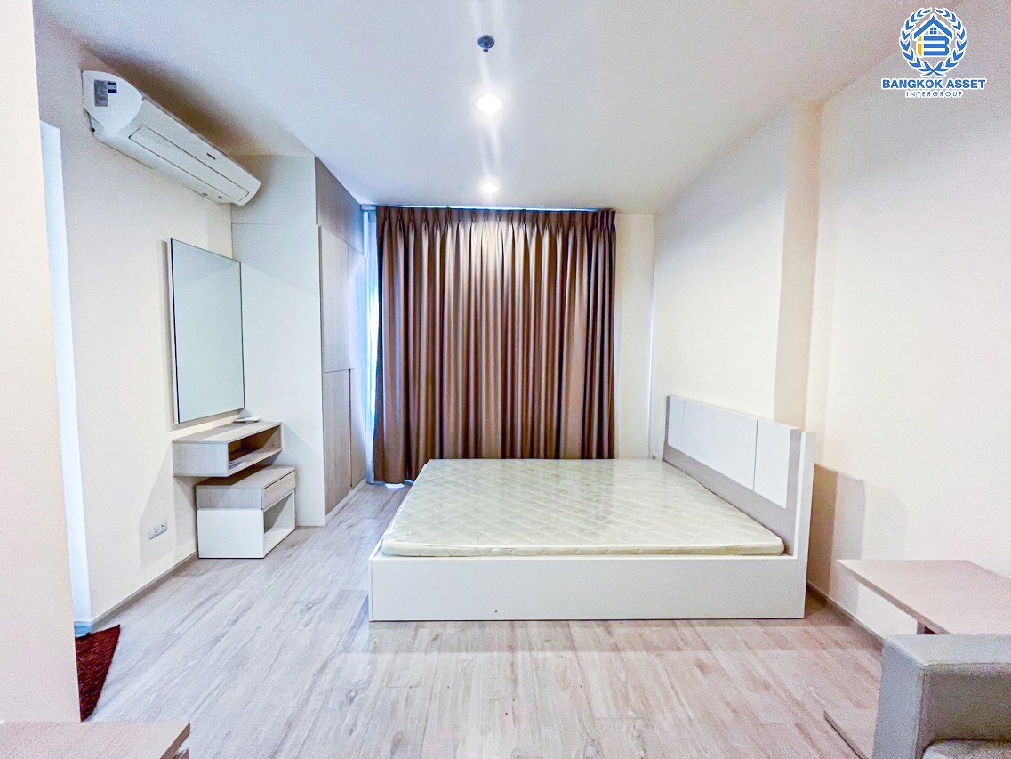 *****คอนโดมิเนียมมือสองกรุงเทพมหานคร โครงการ แอสปาย รัชดา-วงศ์สว่าง เนื้อที่ 22.74 ตร.ว. ฟังก์ชัน 1 ห้องนอน 1 ห้องน้ำ 1 ที่จอดรถ ห้องสภาพใหม่ ไม่เคยอยู่ บนทำเลเดินทางสะดวก ติดรถไฟฟ้าสายสีม่วง "สถานีวงศ์สว่าง" ใกล้จุดขึ้นทางด่วน "ศรีรัช" ในราคาสุดคุ้ม!