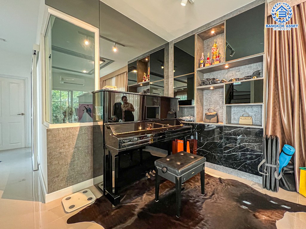 *****บ้านแฝดมือสอง โครงการ โกลเด้น นีโอ2 ลาดพร้าว-เกษตรนวมินทร์ เนื้อที่กว้าง 43.50 ตร.ว. ฟังก์ชัน 4 ห้องนอน 2 ห้องน้ำ 2 ที่จอดรถ บ้านสวยเหมือนใหม่ ตกแต่งหรูหราพร้อมอยู่ บนทำเลเดินทางสะดวก เชื่อมต่อถนนนวมินทร์ ถนนเสรีไทย ถนนกาญจนาภิเษก ใกล้จุดขึ้นทางด่วน "รามอินทรา-อาจณรงค์"