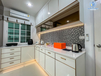 *****บ้านแฝดมือสอง โครงการ โกลเด้น นีโอ2 ลาดพร้าว-เกษตรนวมินทร์ เนื้อที่กว้าง 43.50 ตร.ว. ฟังก์ชัน 4 ห้องนอน 2 ห้องน้ำ 2 ที่จอดรถ บ้านสวยเหมือนใหม่ ตกแต่งหรูหราพร้อมอยู่ บนทำเลเดินทางสะดวก เชื่อมต่อถนนนวมินทร์ ถนนเสรีไทย ถนนกาญจนาภิเษก ใกล้จุดขึ้นทางด่วน "รามอินทรา-อาจณรงค์"