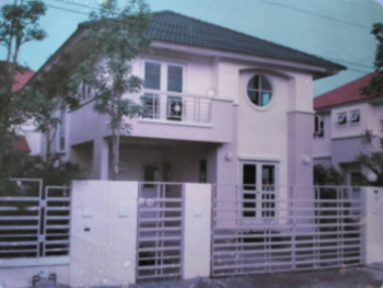 *****บ้านเดี่ยวมือสอง โครงการ เรสซิเด้นซ์พาร์ค3 รามอินทรา เนื้อที่ 50.40 ตร.ว. ฟังก์ชัน 3 ห้องนอน 2 ห้องน้ำ 1 ที่จอดรถ บ้านหลังใหญ่พร้อมอยู่ บนทำเลดีเดินทางสะดวก เชื่อมต่อถนนคู้บอน ถนนรามอินทรา ถนนวัชรพล ใกล้รถไฟฟ้าสายสีชมพู "สถานีรามอินทรา กม.6" และจุดขึ้นทางด่วน "รามอินทรา-วงแหวน"