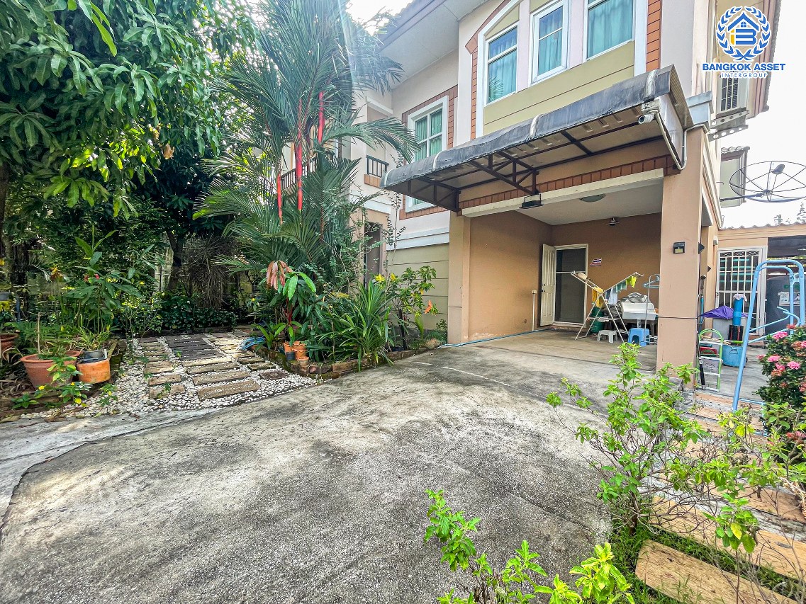 *****บ้านเดี่ยวมือสองกรุงเทพมหานคร โครงการ ภัสสร19 วัชรพล-วงแหวน หลังมุม! เนื้อที่กว้างมากถึง 59.2 ตร.ว. ฟังก์ชัน 3 ห้องนอน 2 ห้องน้ำ 1 ที่จอดรถ บ้านสภาพดี บนทำเลแห่งการเดินทาง เชื่อมต่อถนนจตุโชติ, ถนนสายไหม, ถนนพหลโยธิน, ถนนลำลูกกา และทางด่วน "จตุโชติ" ในราคาสุดคุ้ม!