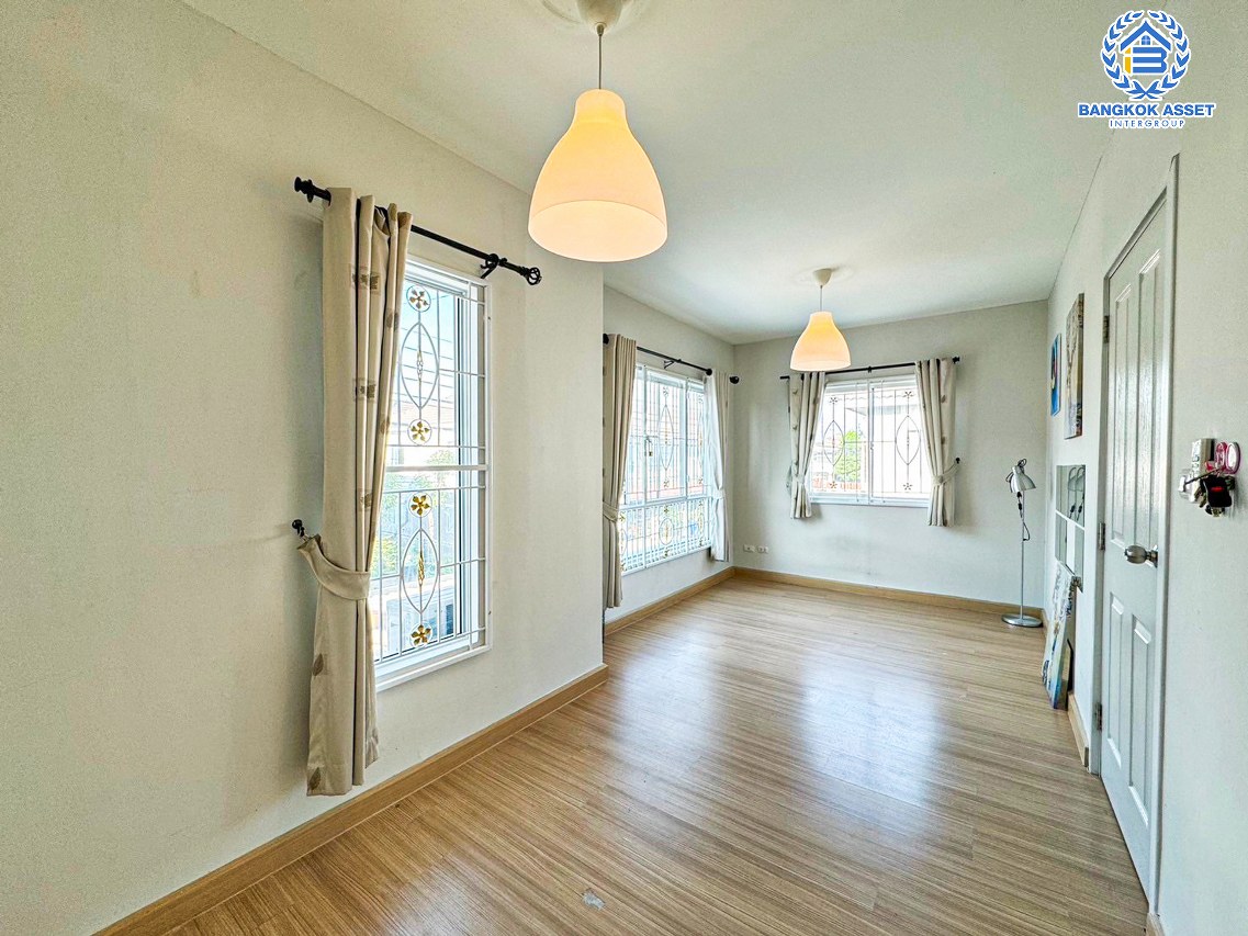 *****ทาวน์เฮ้าส์มือสองนนทบุรี โครงการ พฤกษาวิลล์43 พระราม5-นครอินทร์ หลังมุม! เนื้อที่กว้าง 24.1 ตร.ว. ฟังก์ชัน 3 ห้องนอน 2 ห้องน้ำ 1 ที่จอดรถ แถมฟรี! เครื่องปรับอากาศ, เครื่องทำน้ำอุ่น บนทำเลเดินทางสะดวก เชื่อมต่อ ถนนนครอินทร์, ถนนกาญจนาภิเษก ใกล้วงเวียนพระราม5-ราชพฤกษ์ และทางด่วน "ศรีรัช" จองเลย