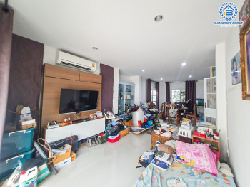 *****บ้านแฝดมือสอง โครงการ เพลิน ราชพฤกษ์ เนื้อที่กว้าง 35 ตร.ว. ฟังก์ชัน 3 ห้องนอน 2 ห้องน้ำ 1 ที่จอดรถ บนทำเลเดินทางสะดวก เชื่อมต่อถนนบางกรวย-ไทรน้อย ถนนบางใหญ่-บางคูลัด ถนนกาญจนาภิเษก ใกล้รถไฟฟ้าสายสีม่วง "สถานีบางพลู" และจุดขึ้นทางด่วน "ศรีรัช-วงแหวนฯ"