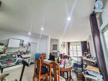 *****บ้านแฝดมือสอง โครงการ เพลิน ราชพฤกษ์ เนื้อที่กว้าง 35 ตร.ว. ฟังก์ชัน 3 ห้องนอน 2 ห้องน้ำ 1 ที่จอดรถ บนทำเลเดินทางสะดวก เชื่อมต่อถนนบางกรวย-ไทรน้อย ถนนบางใหญ่-บางคูลัด ถนนกาญจนาภิเษก ใกล้รถไฟฟ้าสายสีม่วง "สถานีบางพลู" และจุดขึ้นทางด่วน "ศรีรัช-วงแหวนฯ"