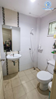 *****ทาวน์เฮ้าส์มือสอง โครงการ ไลโอนอฟ ดอนเมือง-แจ้งวัฒนะ เนื้อที่ 17.10 ตร.ว. ฟังก์ชัน 3 ห้องนอน 2 ห้องน้ำ เหมาะกับการประกอบธุรกิจ ตั้งบนทำเลดี เชื่อมต่อถนนสรงประภา ถนนศรีสมาน ใกล้ห้างสรรพสินค้าโรบินสัน ศรีสมาน และจุดขึ้นทางด่วน "อุตรภิมุข"