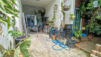 *****ทาวน์เฮ้าส์มือสอง โครงการ ไลโอนอฟ ดอนเมือง-แจ้งวัฒนะ เนื้อที่ 17.10 ตร.ว. ฟังก์ชัน 3 ห้องนอน 2 ห้องน้ำ เหมาะกับการประกอบธุรกิจ ตั้งบนทำเลดี เชื่อมต่อถนนสรงประภา ถนนศรีสมาน ใกล้ห้างสรรพสินค้าโรบินสัน ศรีสมาน และจุดขึ้นทางด่วน "อุตรภิมุข"