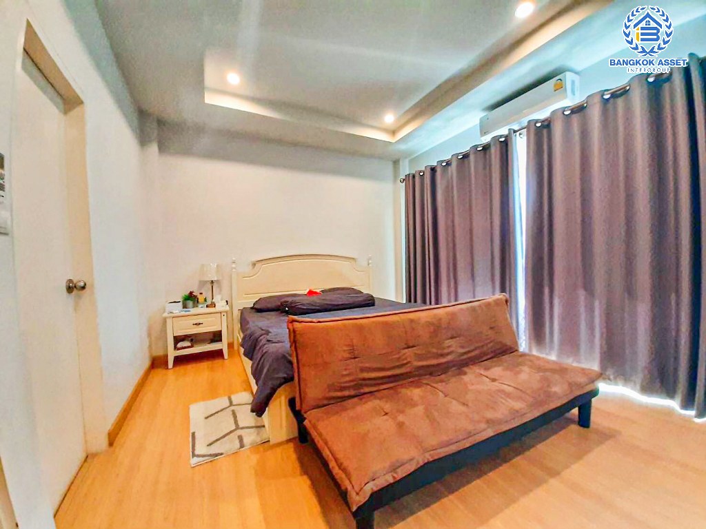 *****ทาวน์เฮ้าส์มือสอง โครงการ ศุภาลัย พลีโม่ กาญจนาภิเษก-ชัยพฤกษ์ เนื้อที่ 26.30 ตร.ว. ฟังก์ชัน 3 ห้องนอน 2 ห้องน้ำ 2 ที่จอดรถ สภาพเหมือนใหม่ ตกแต่งพร้อมเข้าอยู่ โครงการบนทำเลดี เชื่อมต่อถนนกาญจนาภิเษก ใกล้รถไฟฟ้าสายสีม่วง "สถานีคลองบางไผ่" และจุดขึ้นทางด่วน "วงแหวนกาญจนาภิเษก"