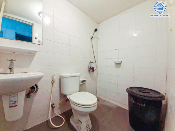 *****ทาวน์เฮ้าส์มือสองนนทบุรี โครงการ พฤกษาวิลล์ 40 ดอนเมือง-โลคัลโรด หลังมุม! เนื้อที่กว้างเกือบ 26 ตร.ว. ฟังก์ชัน 3 ห้องนอน 2 ห้องน้ำ 1 ที่จอดรถ หน้าบ้านกว้าง บนทำเลเดินทางสะดวก ใกล้จุดขึ้นทางด่วน "ดอนเมือง-โทลย์เวย์" และรถไฟฟ้าสายสีแดง "สถานีหลักหก" ไม่ถึง 5 นาที !!