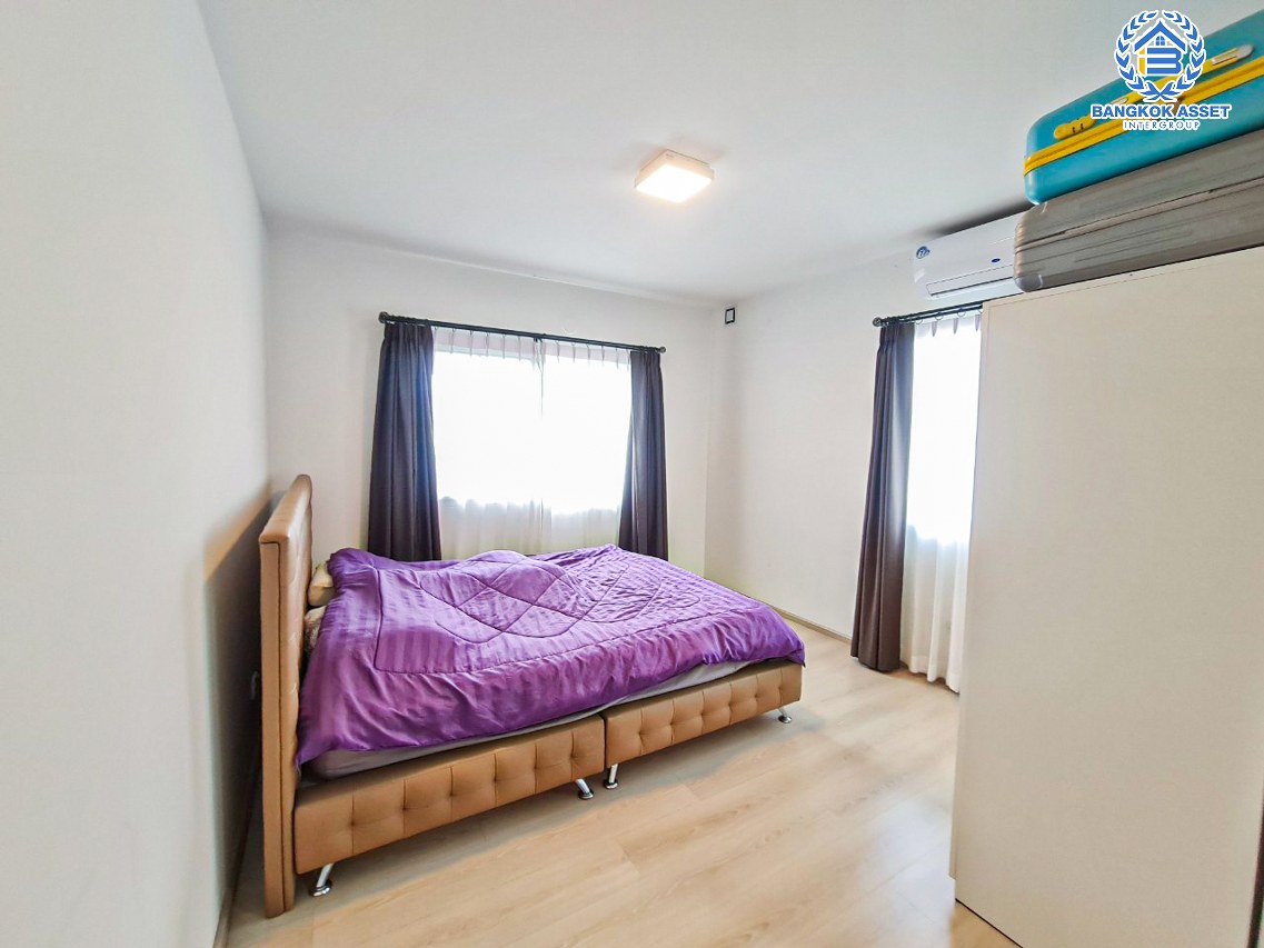 *****บ้านเดี่ยวมือสองสมุทรปราการ โครงการ ชัยพฤกษ์ ศรีนครินทร์ หลังมุม! เนื้อที่กว้างมากเกือบ 58 ตร.ว. ฟังก์ชัน 3 ห้องนอน 3 ห้องน้ำ 2 ที่จอดรถ แถมฟรี! 3 เครื่องปรับอากาศ 1 เครื่องทำน้ำอุ่น 1 เครื่องดูดควัน บนทำเลแห่งการเดินทาง ใกล้รถไฟฟ้าสายสีเหลือง "สถานีศรีเทพา" และจุดขึ้นทางด่วน "กาญจนาภิเษก"