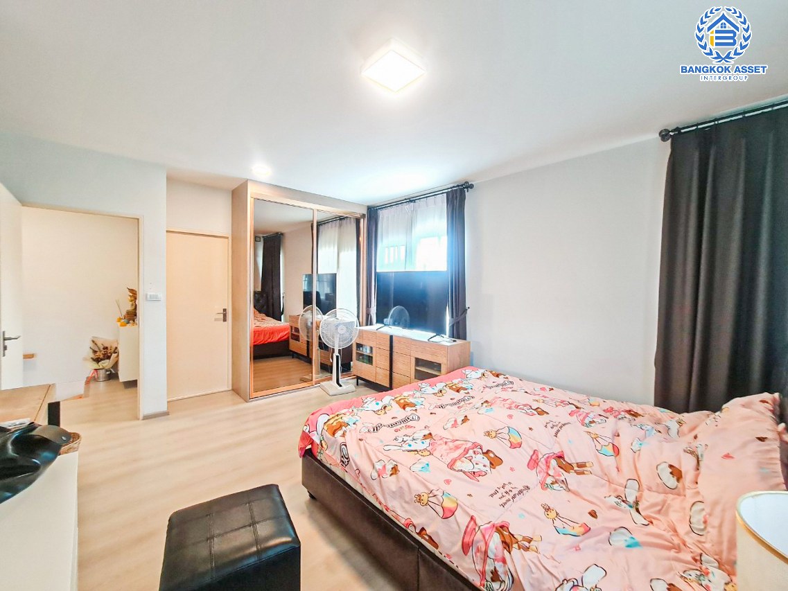 *****บ้านเดี่ยวมือสองสมุทรปราการ โครงการ ชัยพฤกษ์ ศรีนครินทร์ หลังมุม! เนื้อที่กว้างมากเกือบ 58 ตร.ว. ฟังก์ชัน 3 ห้องนอน 3 ห้องน้ำ 2 ที่จอดรถ แถมฟรี! 3 เครื่องปรับอากาศ 1 เครื่องทำน้ำอุ่น 1 เครื่องดูดควัน บนทำเลแห่งการเดินทาง ใกล้รถไฟฟ้าสายสีเหลือง "สถานีศรีเทพา" และจุดขึ้นทางด่วน "กาญจนาภิเษก"