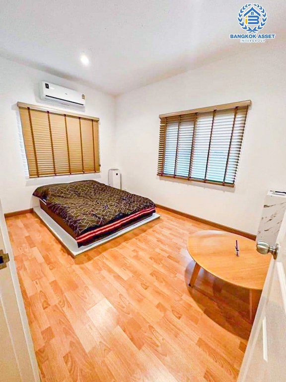 *****ทาวน์เฮ้าส์มือสอง โครงการ ชวนชื่นทาวน์ แก้วอินทร์-บางใหญ่ หลังมุม เนื้อที่ 40.90 ตร.ว. ฟังก์ชัน 3 ห้องนอน 3 ห้องน้ำ บ้านสภาพดีเยี่ยม ปรับปรุงใหม่พร้อมอยู่ โครงการบนทำเลดี เชื่อมต่อถนนรัตนาธิเบศร์ ถนนราชพฤกษ์ ถนนกาญจนาภิเษก ใกล้รถไฟฟ้าสายสีม่วง "สถานีตลาดบางใหญ่"