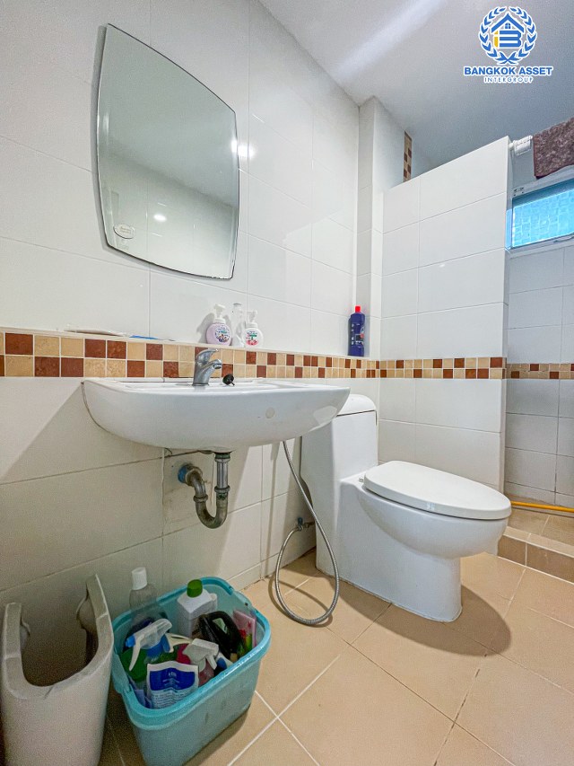 *****บ้านเดี่ยวมือสองนนทบุรี โครงการ คาซ่าพรีเมี่ยม ราชพฤกษ์-แจ้งวัฒนะ เนื้อที่กว้างขวางถึง 55.7 ตร.ว. ฟังก์ชัน 3 ห้องนอน 3 ห้องน้ำ 2 ที่จอดรถ บ้านหลังใหญ่ ภายในสภาพใหม่ แถมฟรี! 4 เครื่องปรับอากาศ 1 เครื่องทำน้ำอุ่น เครื่อง บนทำเลดี ติดถนนราชพฤกษ์ เชื่อมต่อถนน 345, ถนนชัยพฤกษ์ จองเลย!