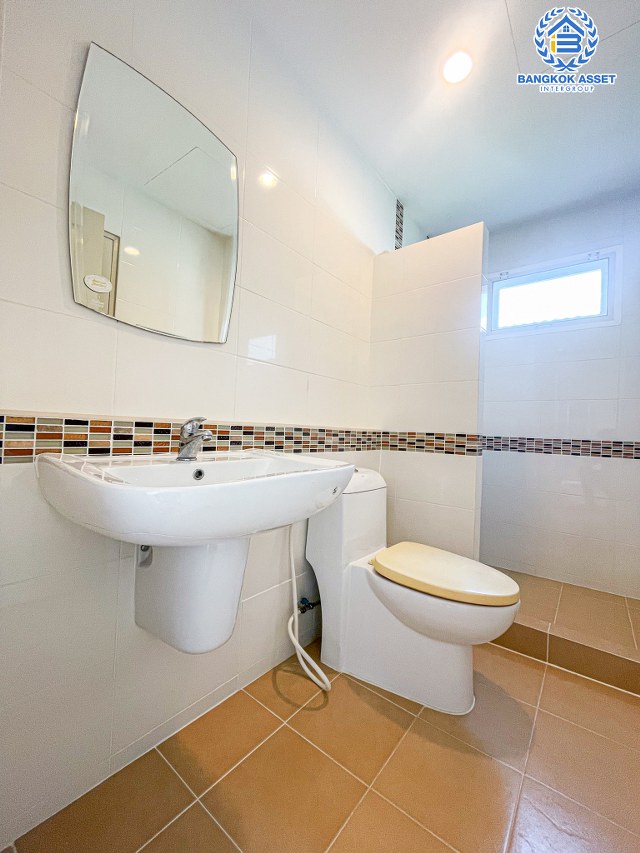 *****บ้านเดี่ยวมือสองนนทบุรี โครงการ คาซ่าพรีเมี่ยม ราชพฤกษ์-แจ้งวัฒนะ เนื้อที่กว้างขวางถึง 55.7 ตร.ว. ฟังก์ชัน 3 ห้องนอน 3 ห้องน้ำ 2 ที่จอดรถ บ้านหลังใหญ่ ภายในสภาพใหม่ แถมฟรี! 4 เครื่องปรับอากาศ 1 เครื่องทำน้ำอุ่น เครื่อง บนทำเลดี ติดถนนราชพฤกษ์ เชื่อมต่อถนน 345, ถนนชัยพฤกษ์ จองเลย!