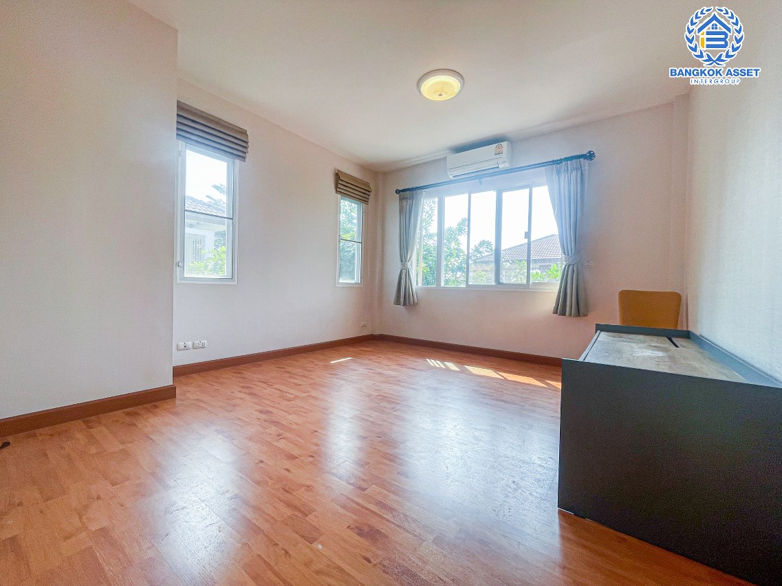 *****บ้านเดี่ยวมือสองนนทบุรี โครงการ คาซ่าพรีเมี่ยม ราชพฤกษ์-แจ้งวัฒนะ เนื้อที่กว้างขวางถึง 55.7 ตร.ว. ฟังก์ชัน 3 ห้องนอน 3 ห้องน้ำ 2 ที่จอดรถ บ้านหลังใหญ่ ภายในสภาพใหม่ แถมฟรี! 4 เครื่องปรับอากาศ 1 เครื่องทำน้ำอุ่น เครื่อง บนทำเลดี ติดถนนราชพฤกษ์ เชื่อมต่อถนน 345, ถนนชัยพฤกษ์ จองเลย!